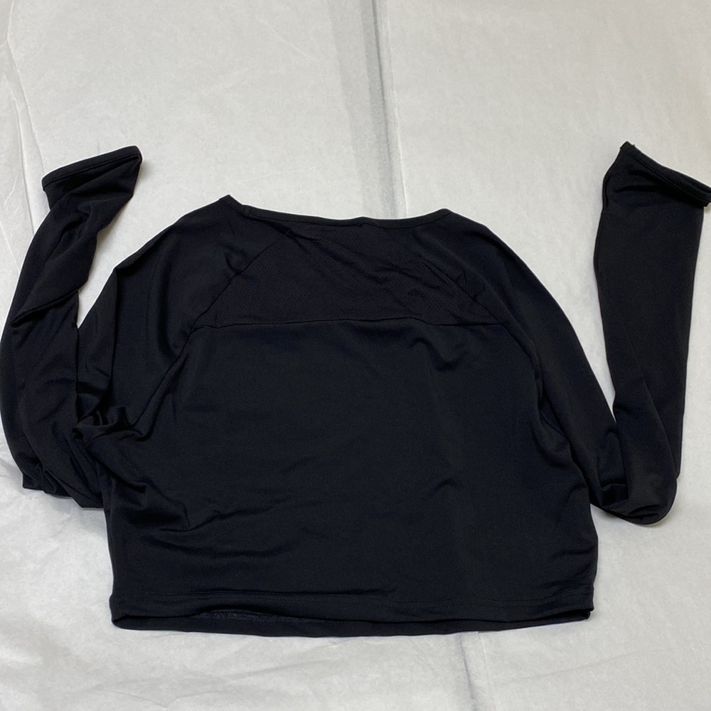 Gymshark long sleeve 🐠 - Picture 2 of 4